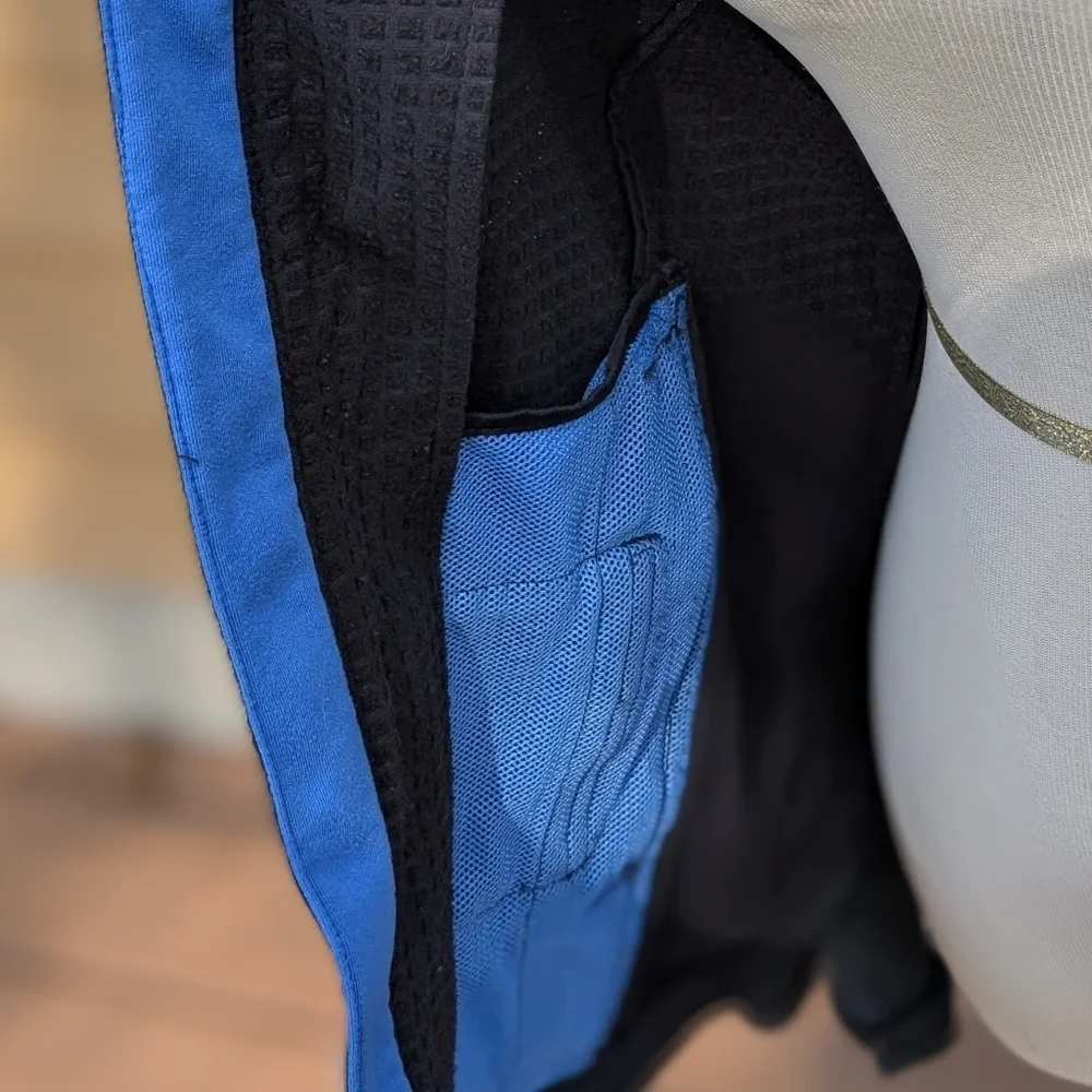Nike Sphere Pro Black/Blue Zip Front Training Jacket Size M